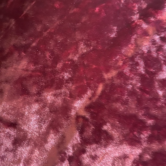 Michael Kohrs Velvet Cutout Detail Top - Picture 4 of 5